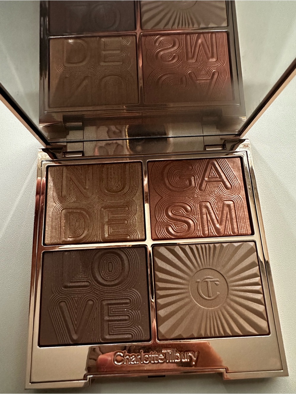 Charlotte Tilbury Nudegasm Face Palette - Picture 2 of 5